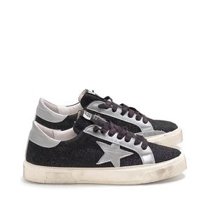 Golden Goose Lace low top sneaker, size 38